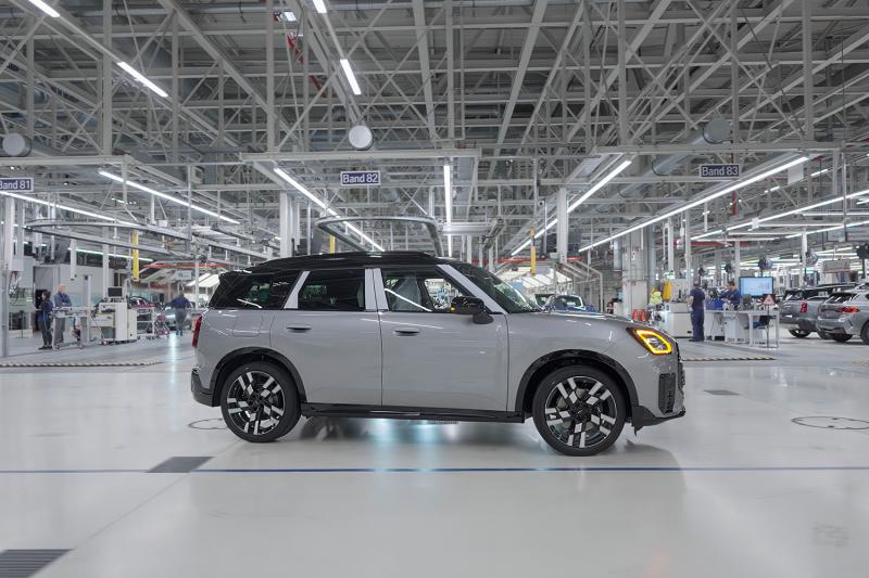 LA CONDUITE AUTONOME REVOLUTIONNE LA PRODUCTION MINI'